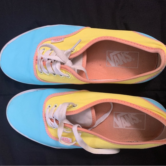 Hand painted Vans - Picture 12 of 12